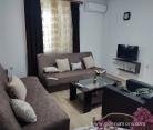 Apartments Zora, private accommodation in city Sutomore, Montenegro